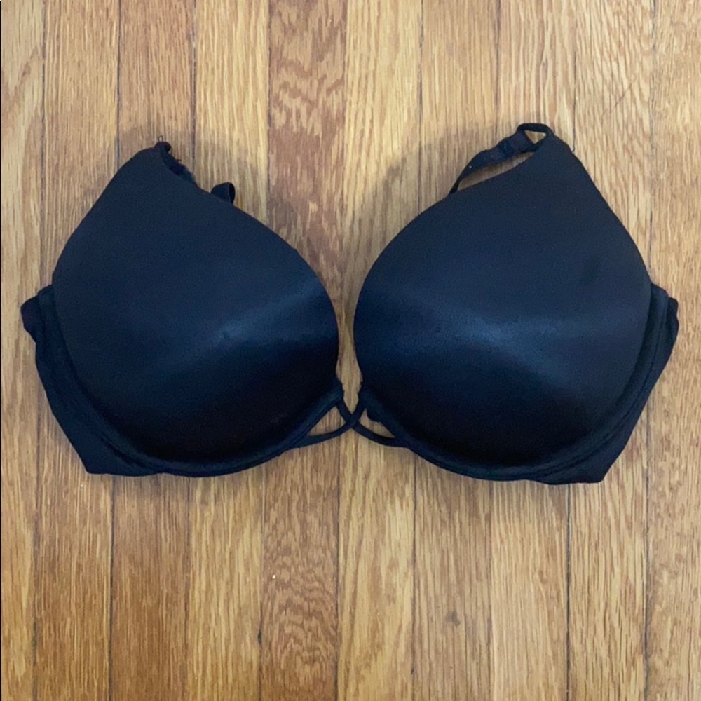 COPY - Bombshell add 2 cups Victoria’s Secret bra
